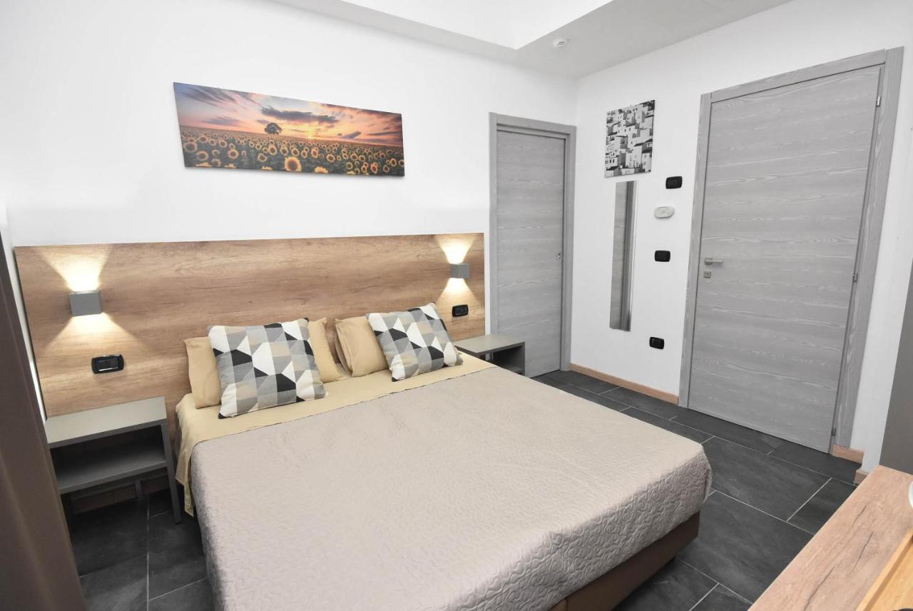Hotel Crisvan ريميني المظهر الخارجي الصورة