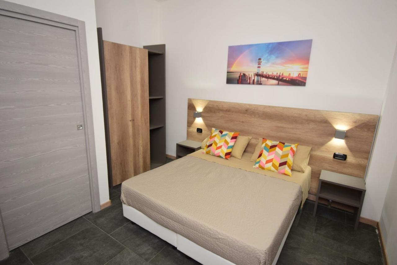 Hotel Crisvan ريميني المظهر الخارجي الصورة