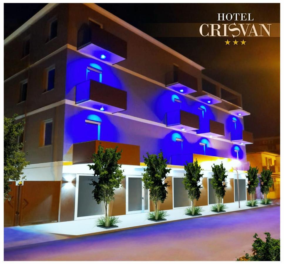 Hotel Crisvan ريميني المظهر الخارجي الصورة